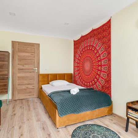 Nowoczesne I Stylowe Apartamenty W Centrum Bytomia Blisko Rynku By Noclegi Renters Esterno foto