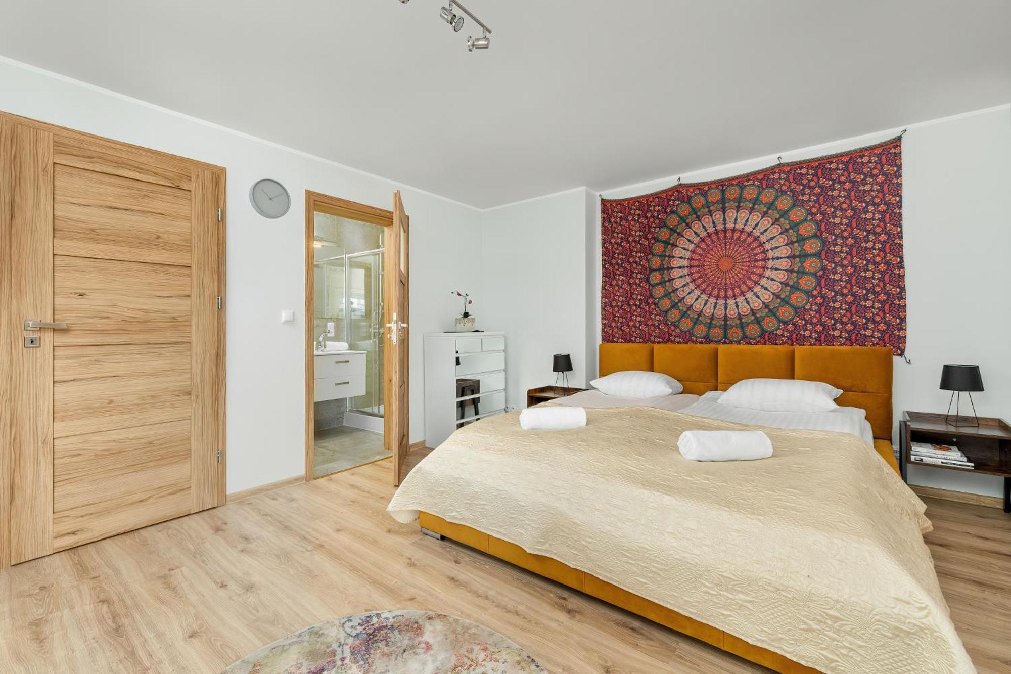Nowoczesne I Stylowe Apartamenty W Centrum Bytomia Blisko Rynku By Noclegi Renters Esterno foto