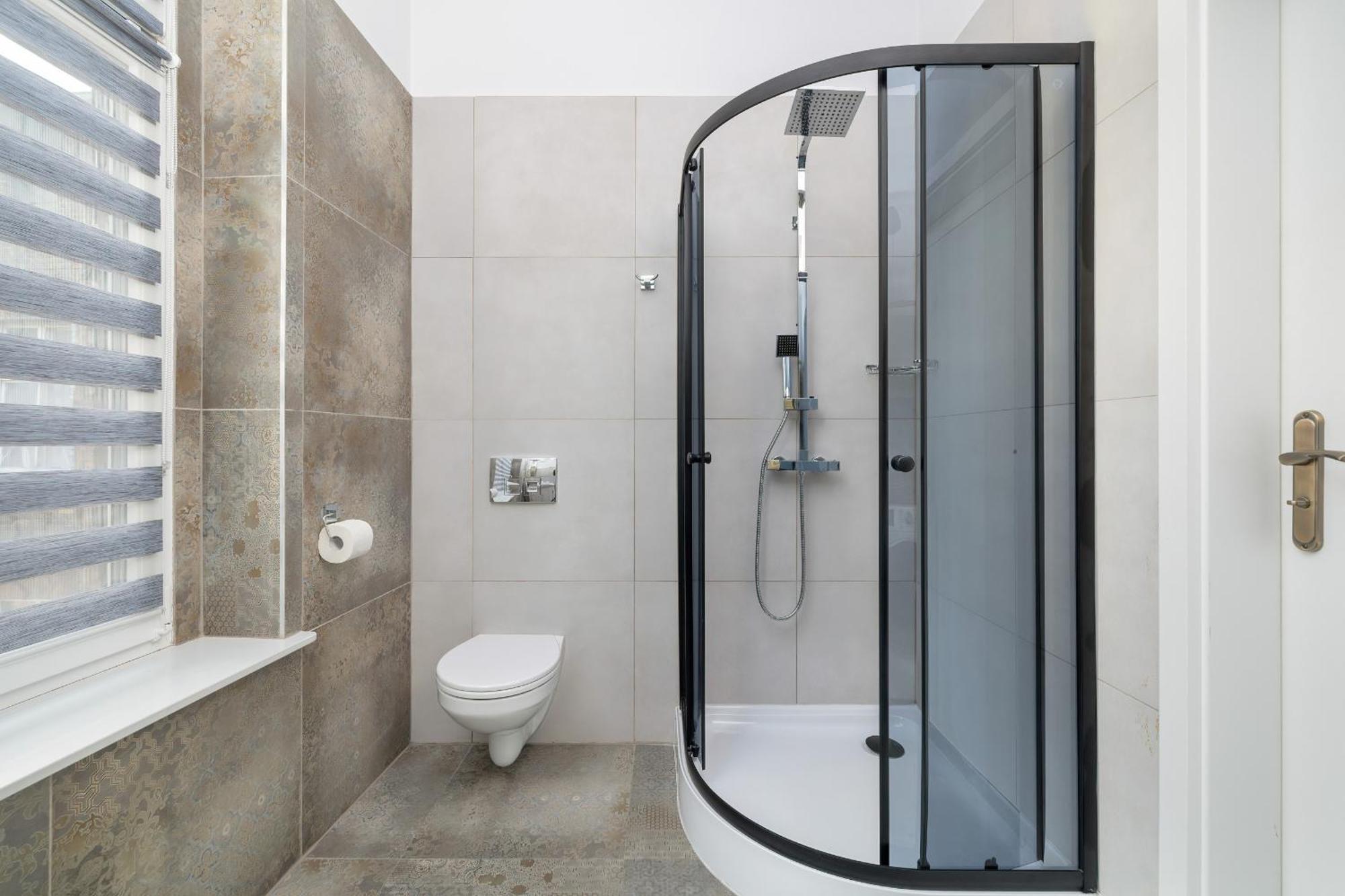 Nowoczesne I Stylowe Apartamenty W Centrum Bytomia Blisko Rynku By Noclegi Renters Esterno foto