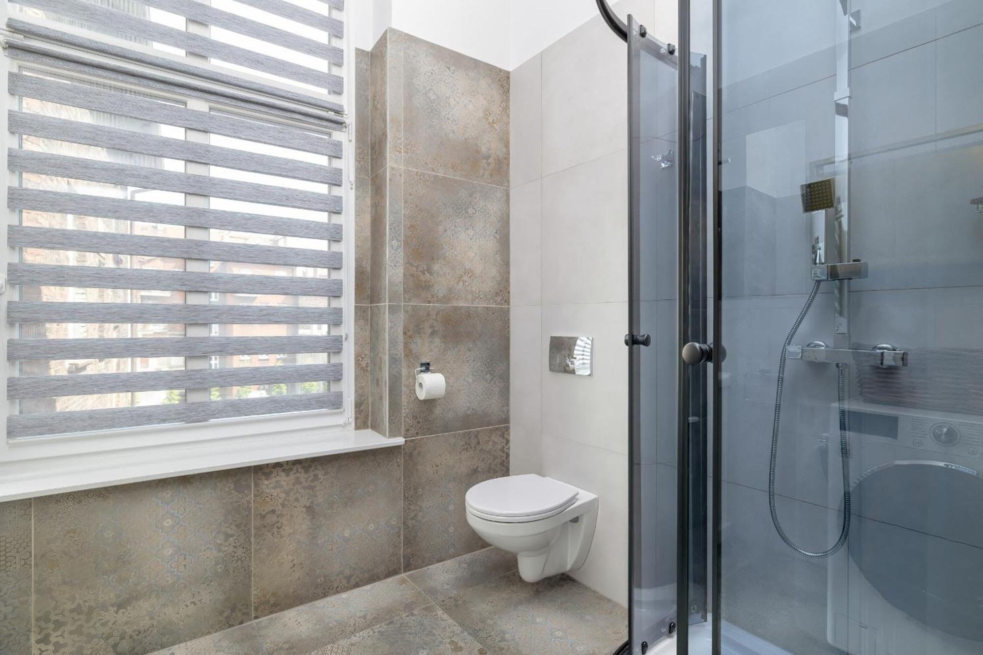 Nowoczesne I Stylowe Apartamenty W Centrum Bytomia Blisko Rynku By Noclegi Renters Esterno foto